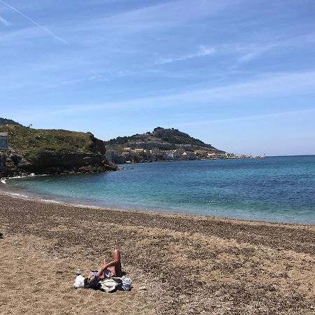 Le Cabanon Bleu Sur La Plage マルセイユ エクステリア 写真